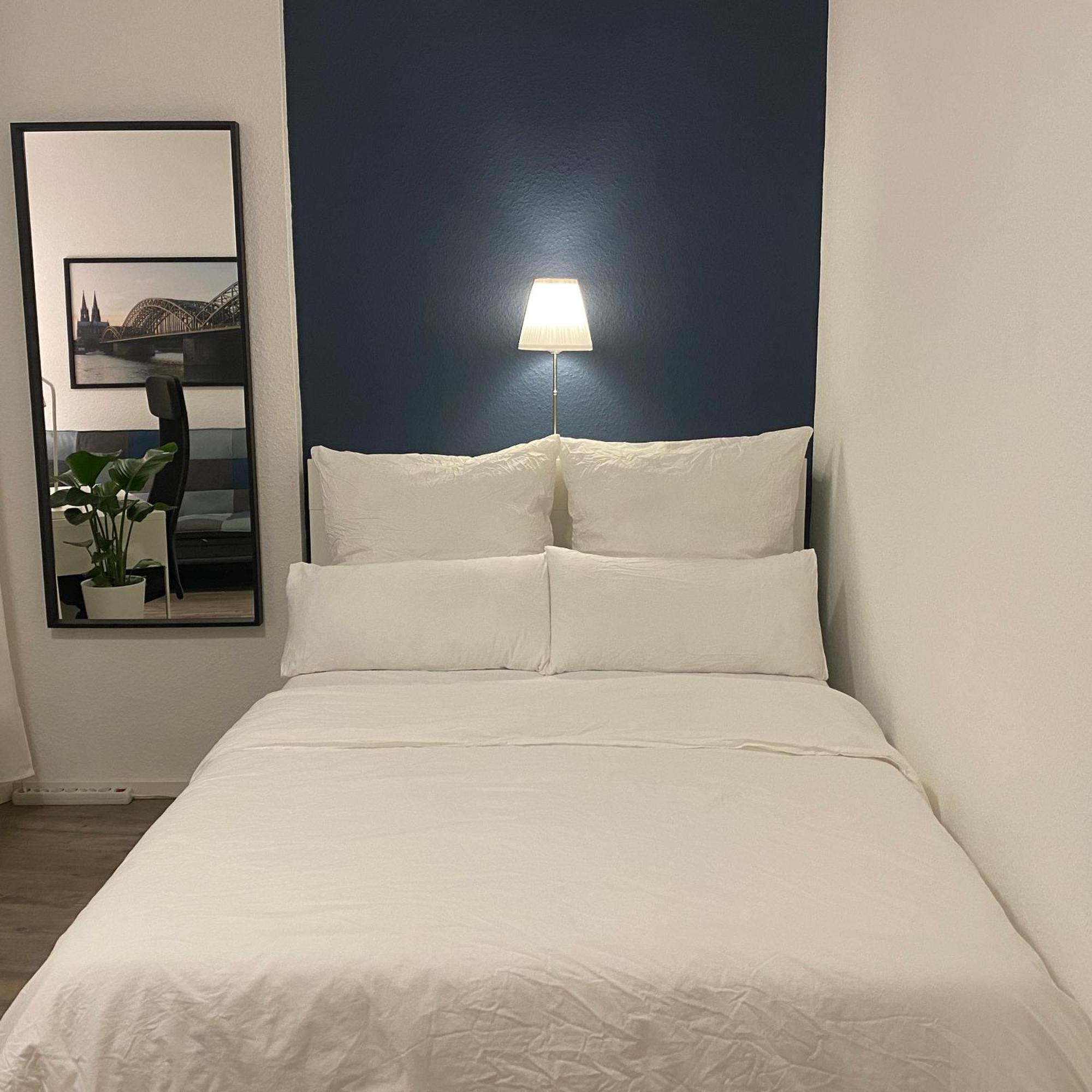 Privatunterkunft Shared In Former Hotel, Near Train Station, Fully Equipped Kitchen With Washer-dryer *